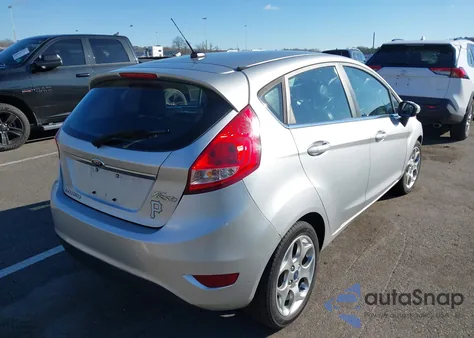 2013 Ford Fiesta Titanium из США, поврежденный, VIN 3FADP4FJXDM218086